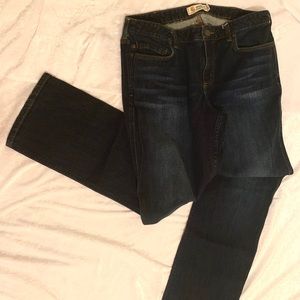 Only wore once & it’s too big on me